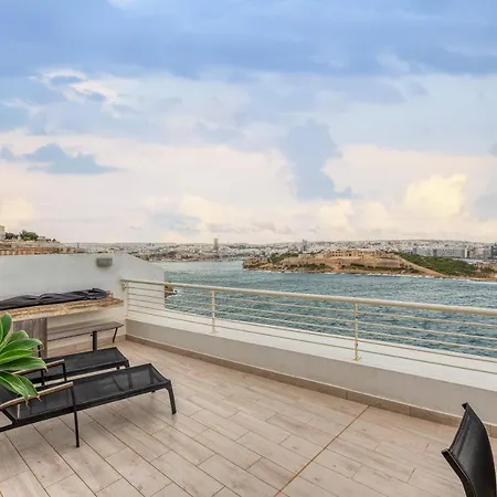 49/3 Seafront Duplex Penthouse In *