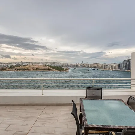 Apartament 49/3 Seafront Duplex Penthouse In *
