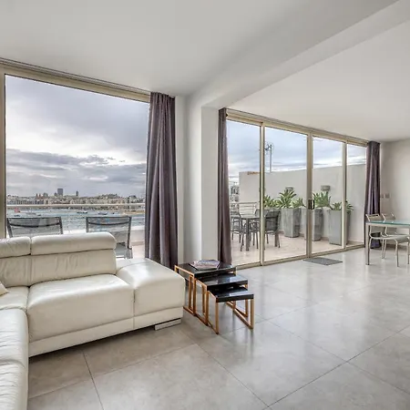 Apartament 49/3 Seafront Duplex Penthouse In *