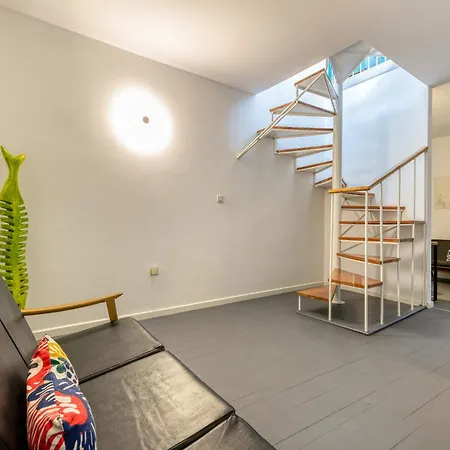 49/3 Seafront Duplex Penthouse In דירה