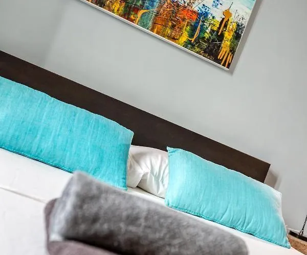 49/3 Seafront Duplex Penthouse In *